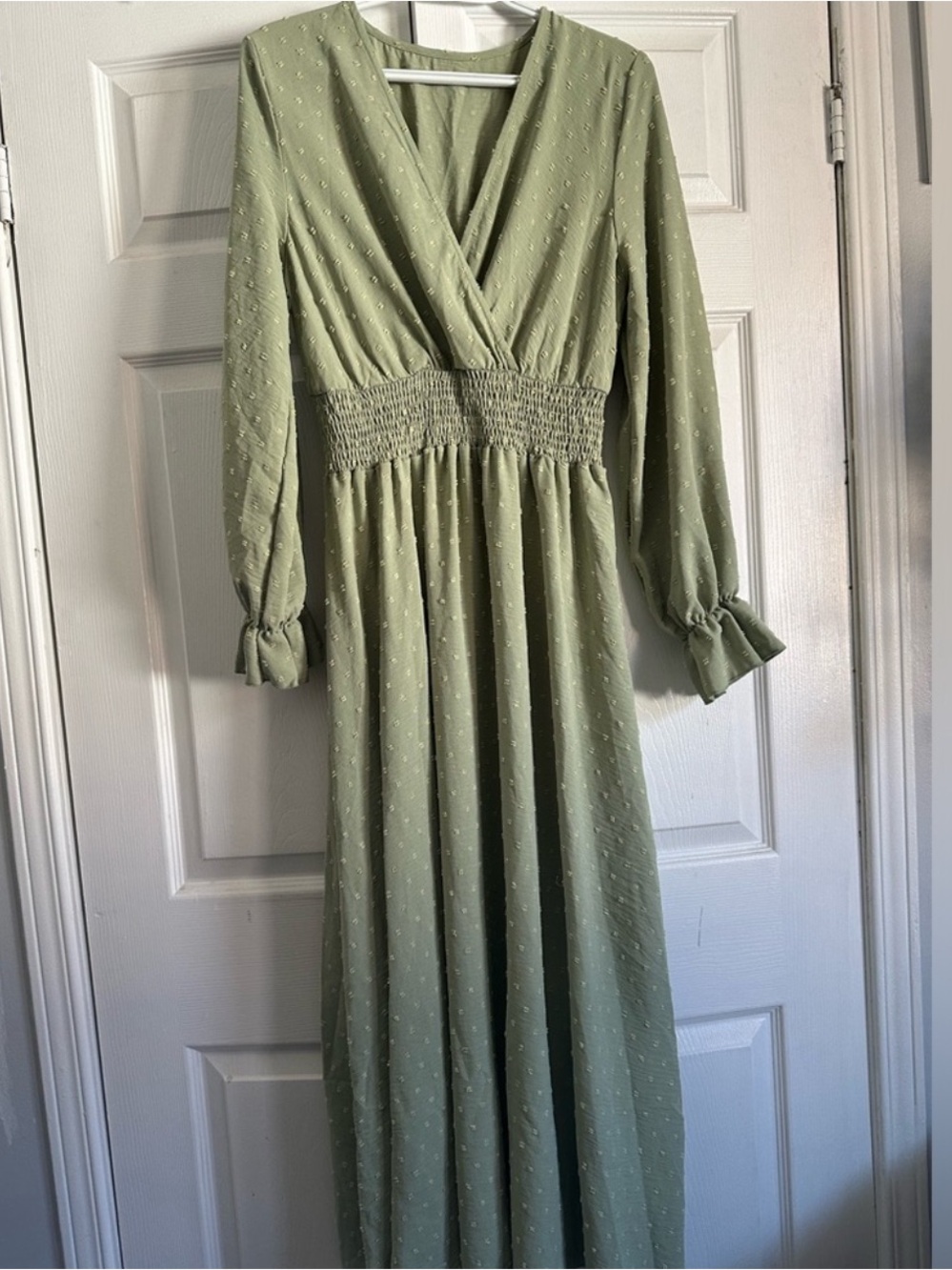 ❤️‍🔥Sage Green Long Sleeve Smocked Waist Maxi Dress